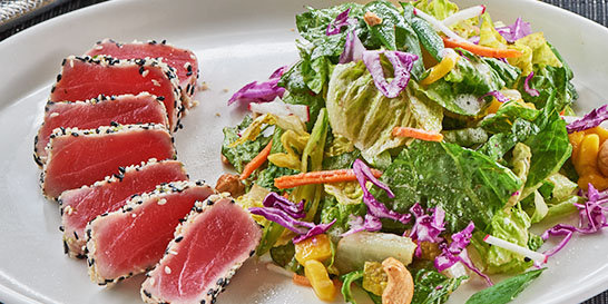 Seared Sesame Tuna Salad